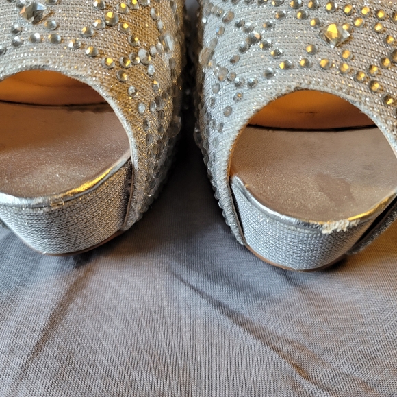 De Blossom Collection silver platform heel - Picture 7 of 9